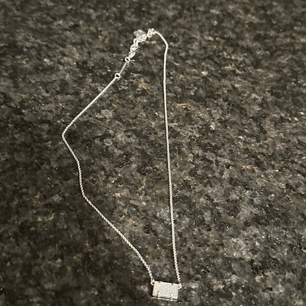 Kendra Scott Juliett Necklace